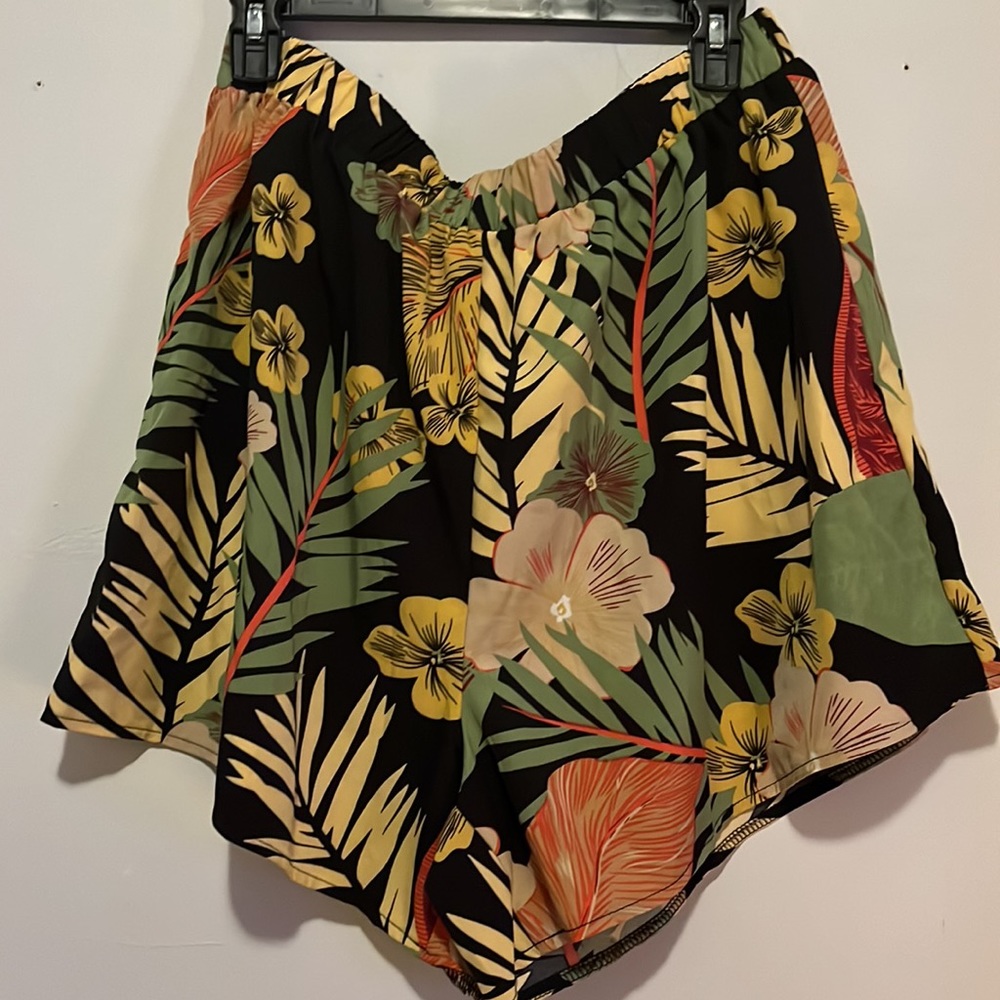 Plus Floral & Tropical Print Kimono With Shorts - Picture 3 of 3